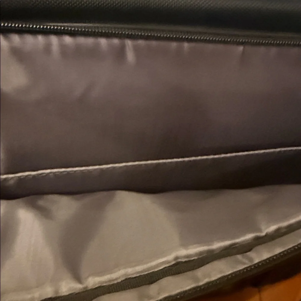 Samsonite Black nylon classic two gusset toploader carryon laptop bag briefcase